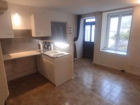 f3 de plein pied à epiez sur meuse