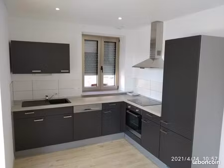 f3 de 93 m² avec grande terrasse