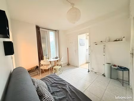 appartement 3 pièces 42 m²