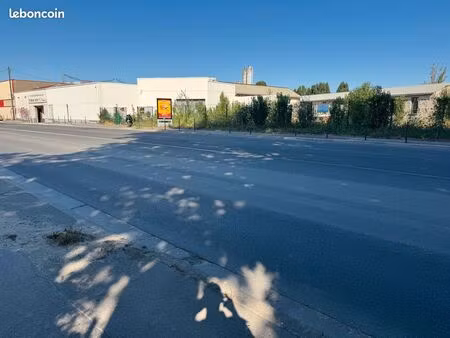 garage depot entrepot hangar gournay-sur-marne 781 m2