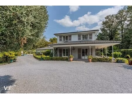 maison de luxe à vendre à salles