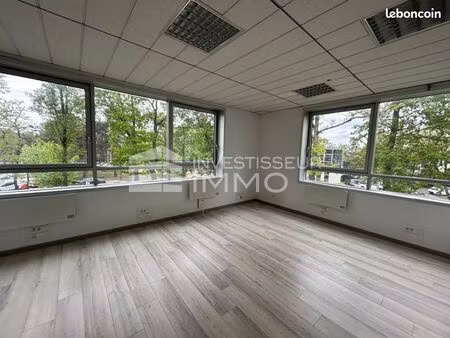 bureau 183 m²