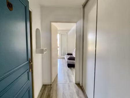 studio idéalement situé