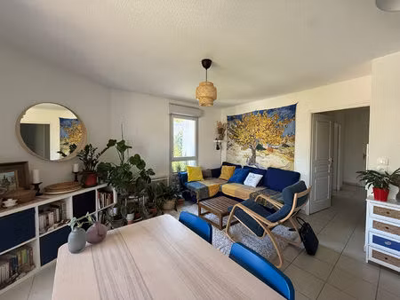 appartement t3 balcon et parking sous sol