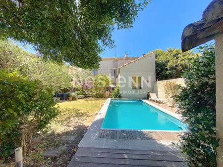 maison en pierre avec piscine à vendre à vallabrègues ? 178 m² habitables