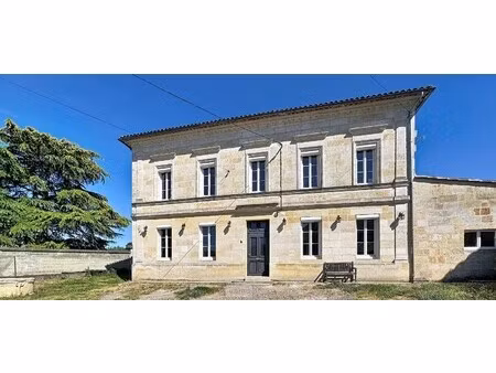 maison de luxe à vendre à lalande-de-pomerol
