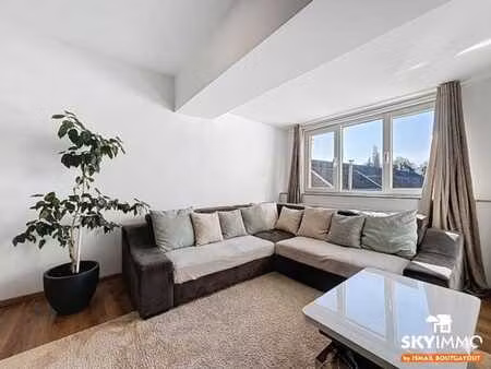 appartement 2ch - peb b - elec ok - terrasse - aucun travaux