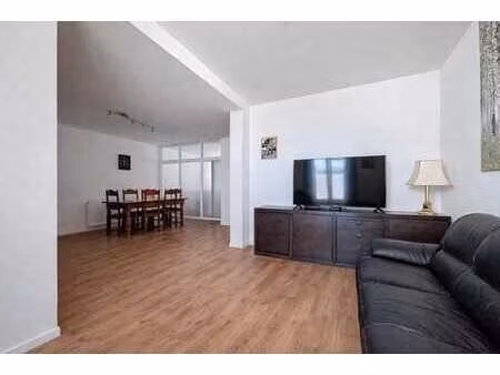 appartement 2ch - peb b - elec ok - terrasse - aucun travaux