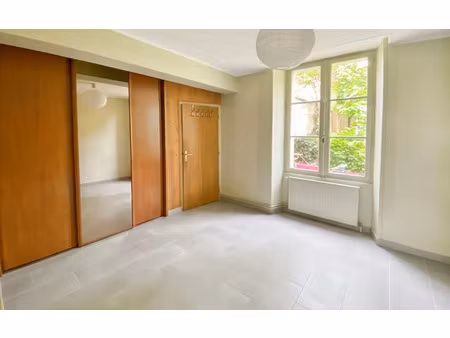 appartement versailles 31.63 m² t-2 à vendre  229 000 €