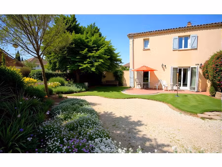 maison brignoles 102 m² t-4 à vendre  345 000 €