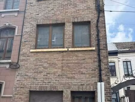 maison 2 façades à rénover entièrement