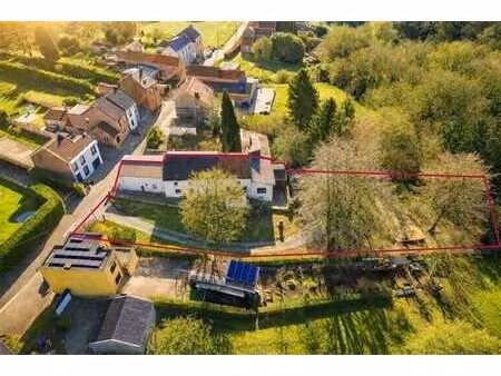 ensemble de 2 maisons + 1 parcelle