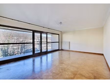 chamalieres - 3 chambres - 2 balcons - garage - ascenseur