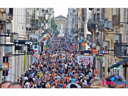 location local commercial