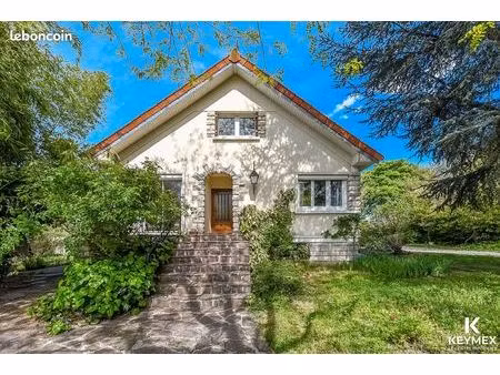 maison 6 pièces 128 m²