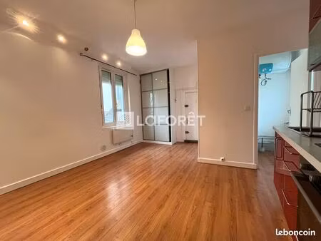 studio 1 pièce 30 m²