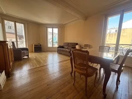 4 eme rue du petit musc