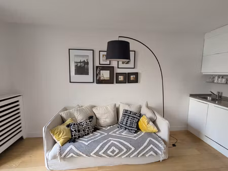 75015 dupleix - 2 pieces meuble avec balcon