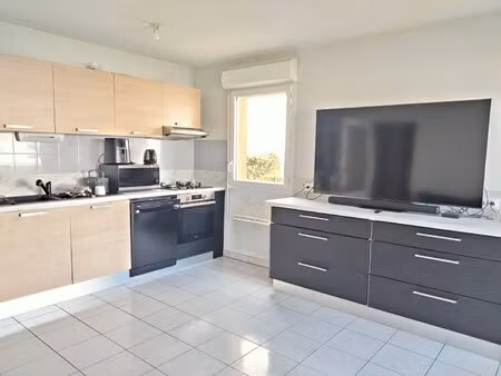 bruges  le tasta : t3 + balcon + parking