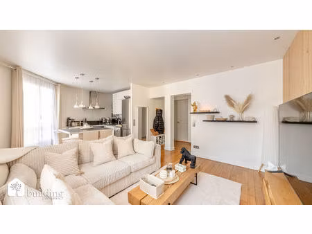 levallois-perret louise michel - 3 pièces dans un immeuble ancien