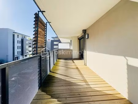 appartement t2 récent – terrasse de 30 m² – calme absolu