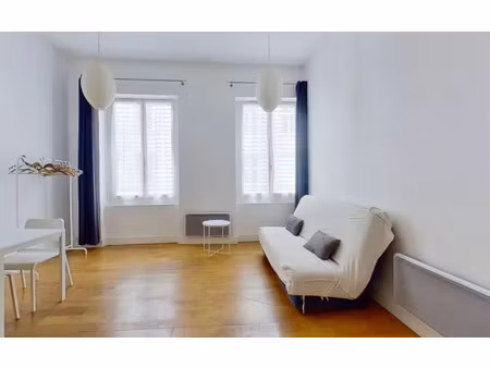 location appartement  41.28 m² t-2 à lyon 6  923 €