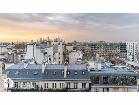 a vendre - argentine - studio de 27 02 m² - dernier étage