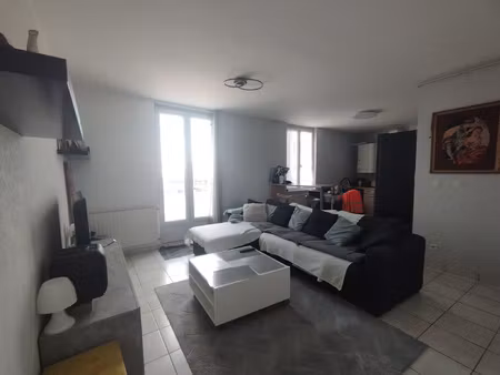 à thonon-les-bains  grand appartement à acheter avec balcon