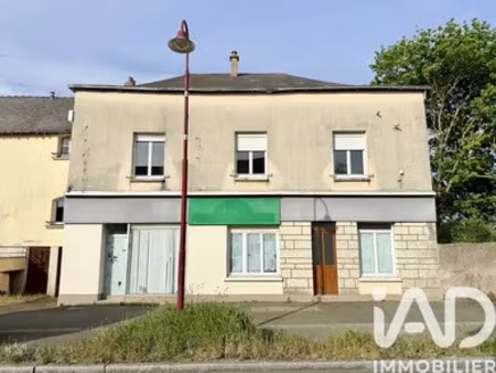 maison de ville à bouessay (53290)