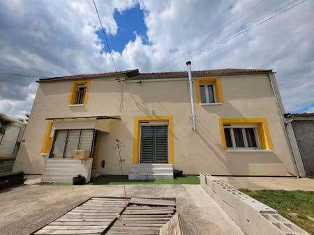 charmante maison ancienne au calme