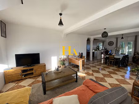 maison t5 rénovée avec vue dégagée  au calme absolu