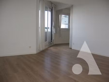 grand appartement f2