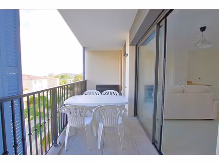 hyères ouest - le jardin des arts au 3ème étage sur ...