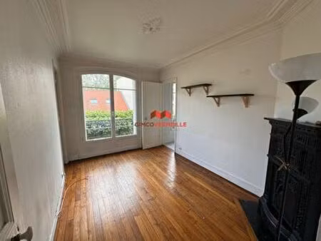 rue marcel miquel a issy les moulineaux - t2 38.28m2 | gimcovermeille