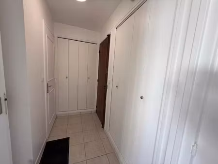 charmant t2 de 43 26 m² en rez-de-chaussée à rosny-sous-bois – chauffage collectif