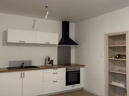 appartement sainte flaive des loups 2 pièce(s) 45 m2