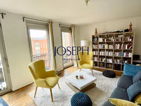 carmes - beau t3 rénové de 61 m² climatisé