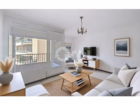 appartement uzès 54.43 m² t-2 à vendre  136 500 €