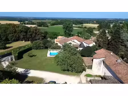 vente maison 13 pièces 345 m² à charras (16380)  700 000 €