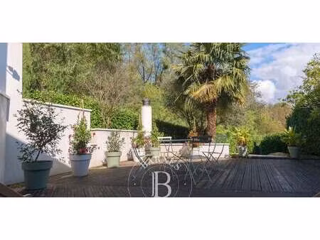 appartement avec terrasse collonges-au-mont-d’or (69)