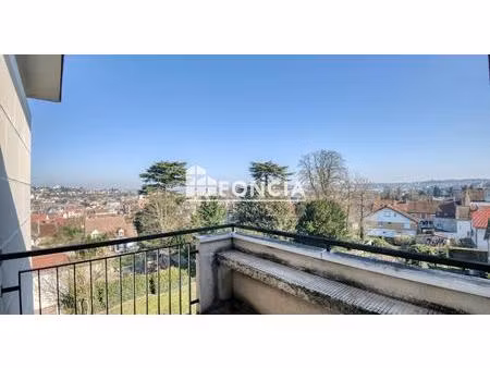 corbeil - 4 pièces avec terrasse  box et cave à vendre