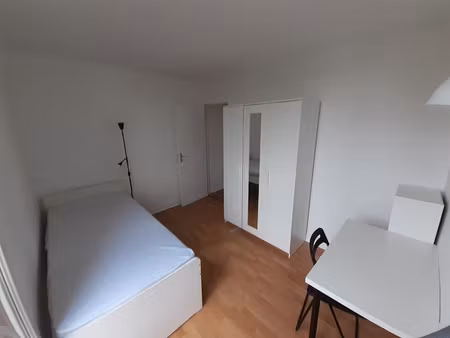 les ulis - chambre meublée en co-location - 9 31 m²