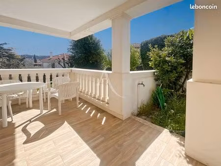 appartement 2 pièces 54 m²