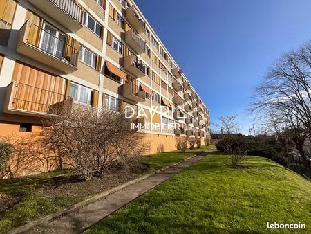 appartement 4 pièces 70 m²