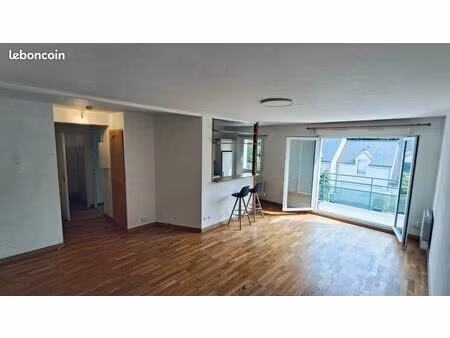 t2 lumineux 57 m² cuisine équipée et fibre – l’eraudière –