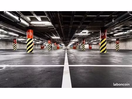cherche parking a louer