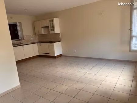 appartement 3 pièces 55 m²