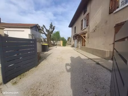 maison 84 m² la buisse