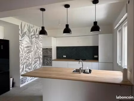 location maison 160m2