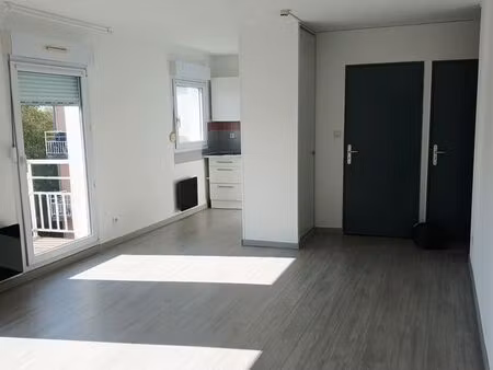 appartement 2p - a louer